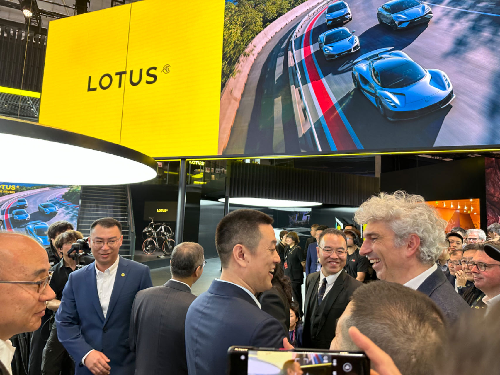 1714301198224923.png 路特斯2.png