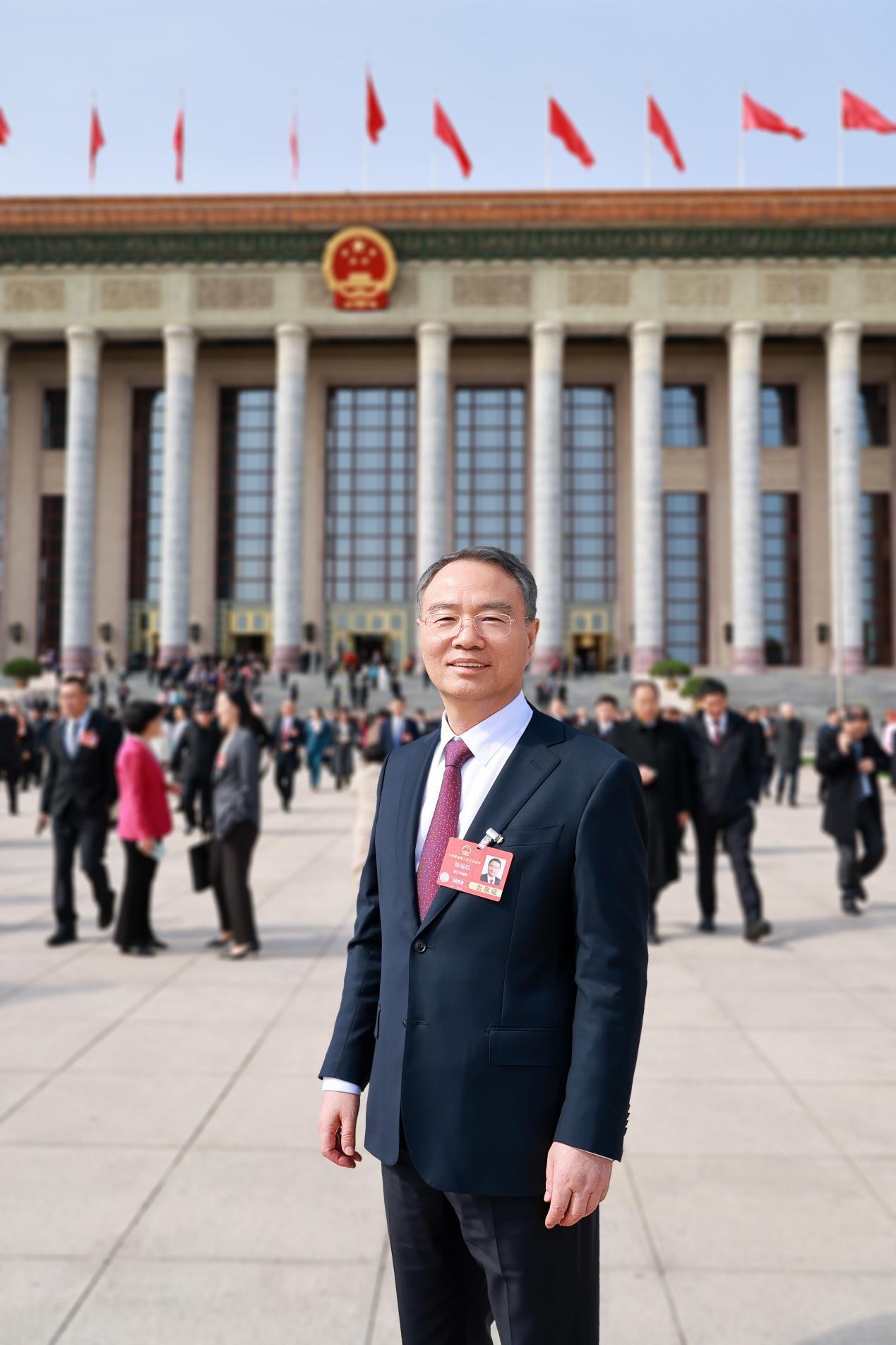 徐冠巨图.jpg