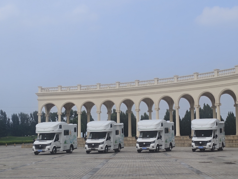 房车1.jpg