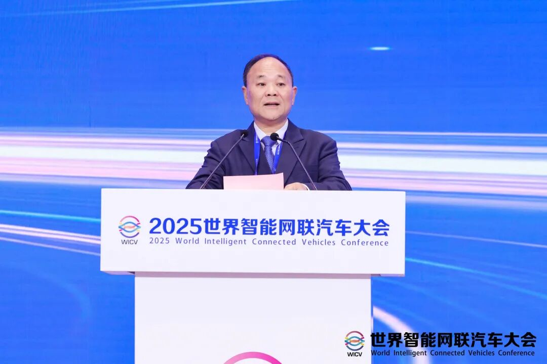 李书福.png