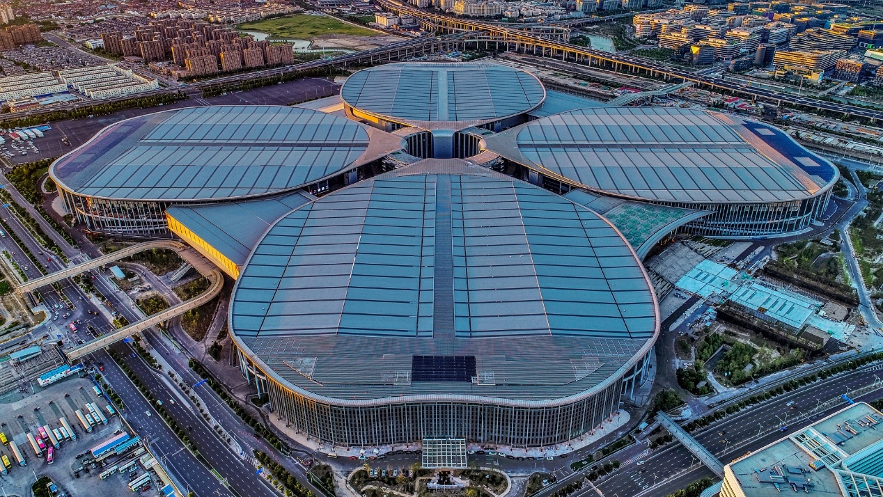 1761650254418884.png 进博会.png