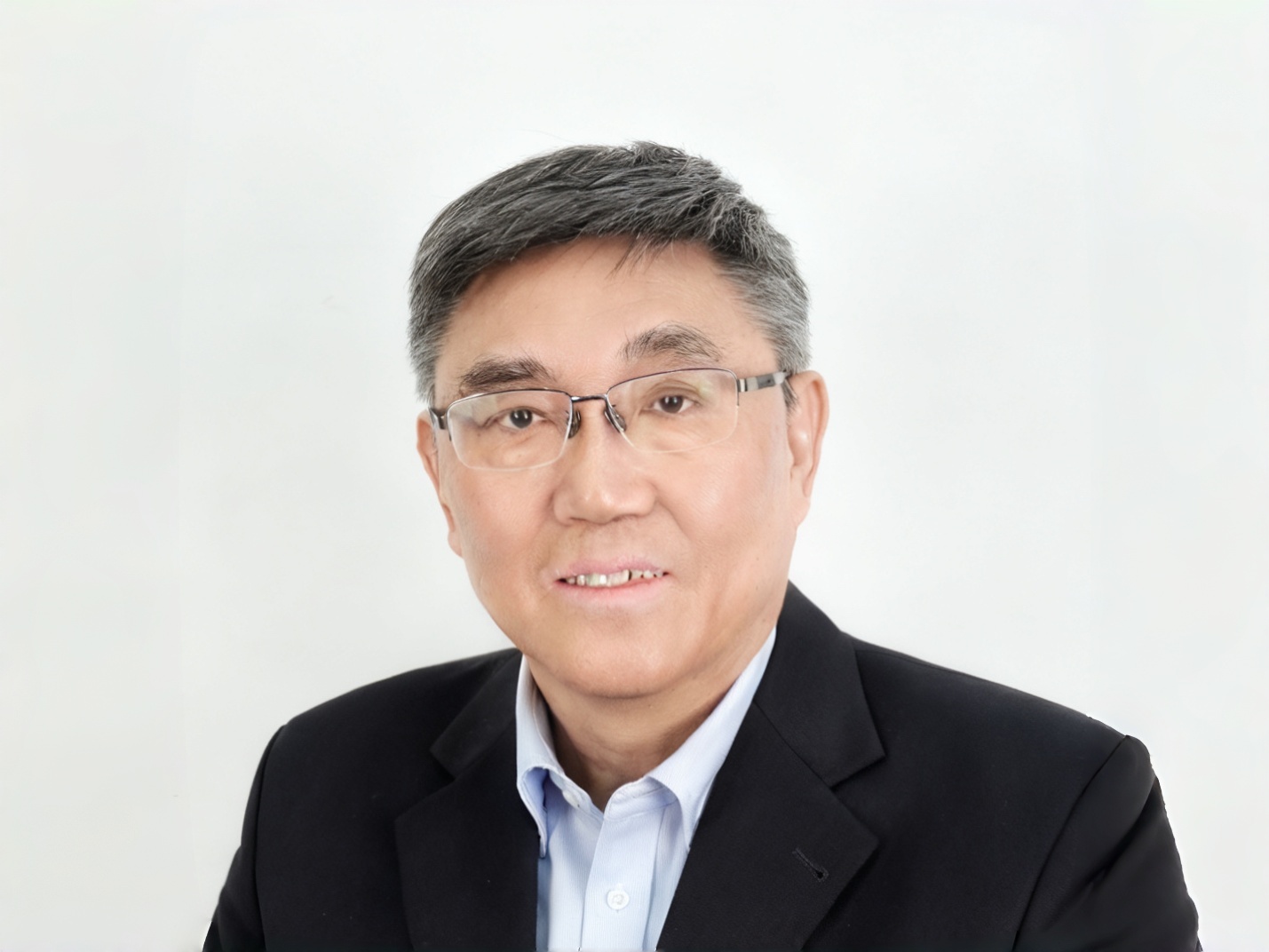 1762694451326647.jpg 彭希哲。小图20251109211136_984_31_副本.jpg