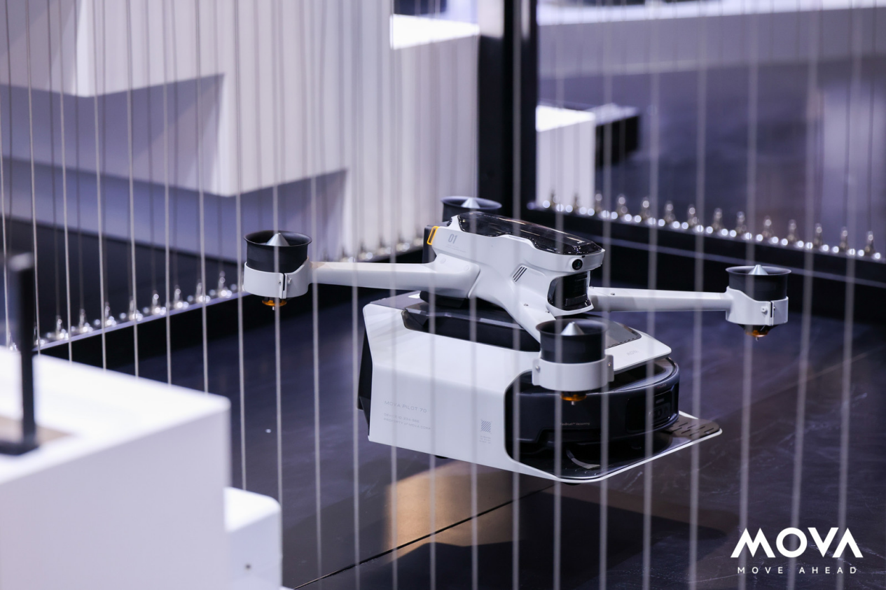 1767888437109185.png 扫地机器人.png