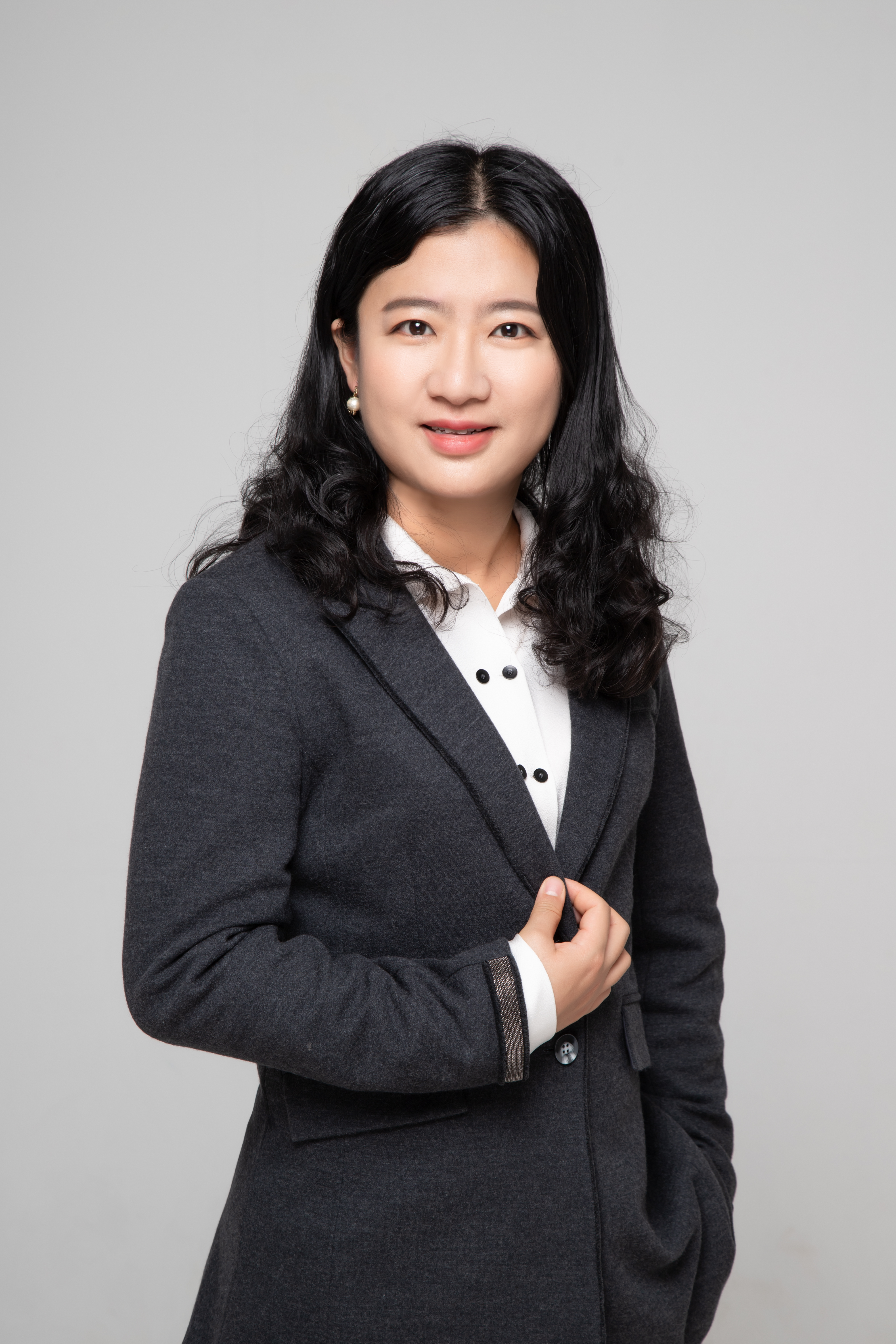 1775573736459261.jpg 张玲.jpg